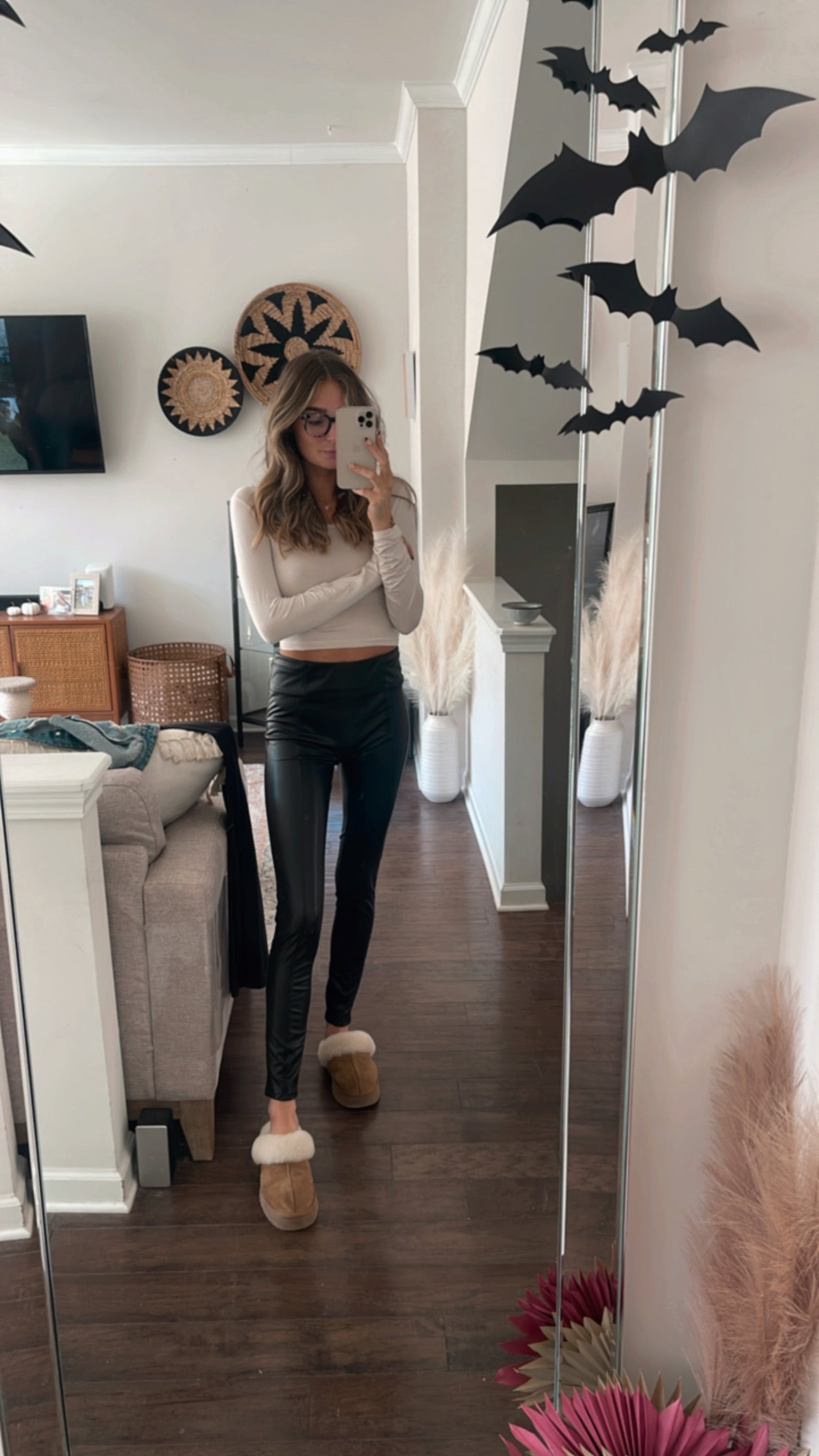 FAUX LEATHER LEGGINGS