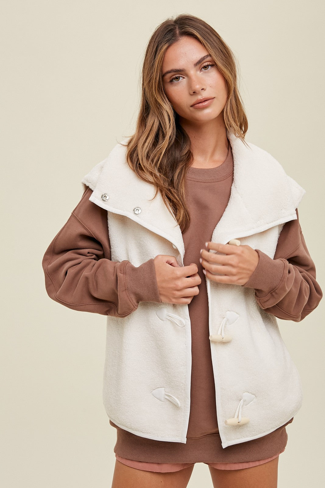 BUNDLE UP SHERPA VEST