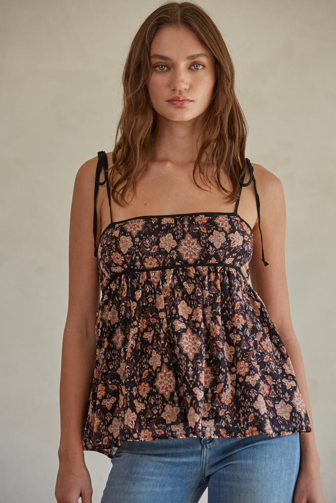 ELOWEN BABYDOLL TIE TOP