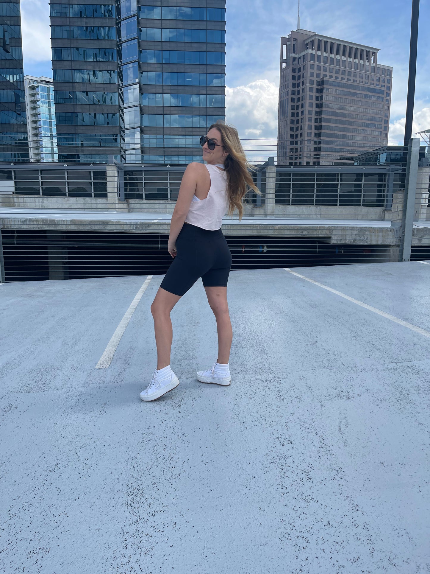 KNOCKOUT BIKER SHORTS