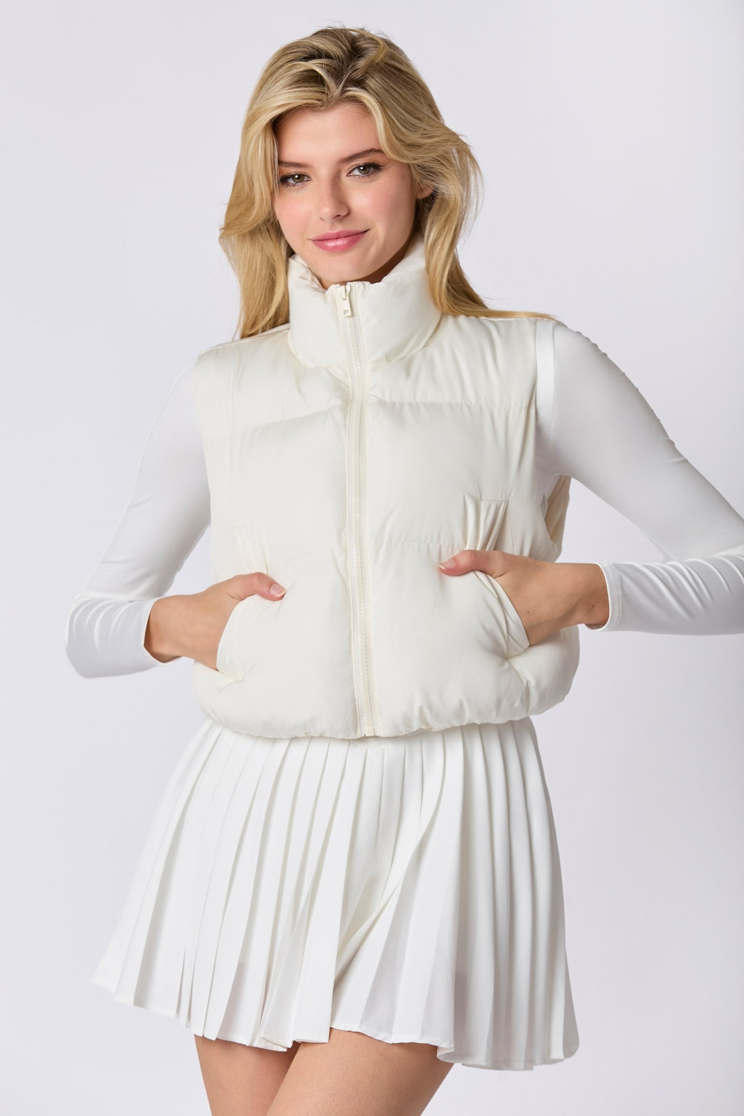 BROOKLYN BOW BACK PUFFER VEST