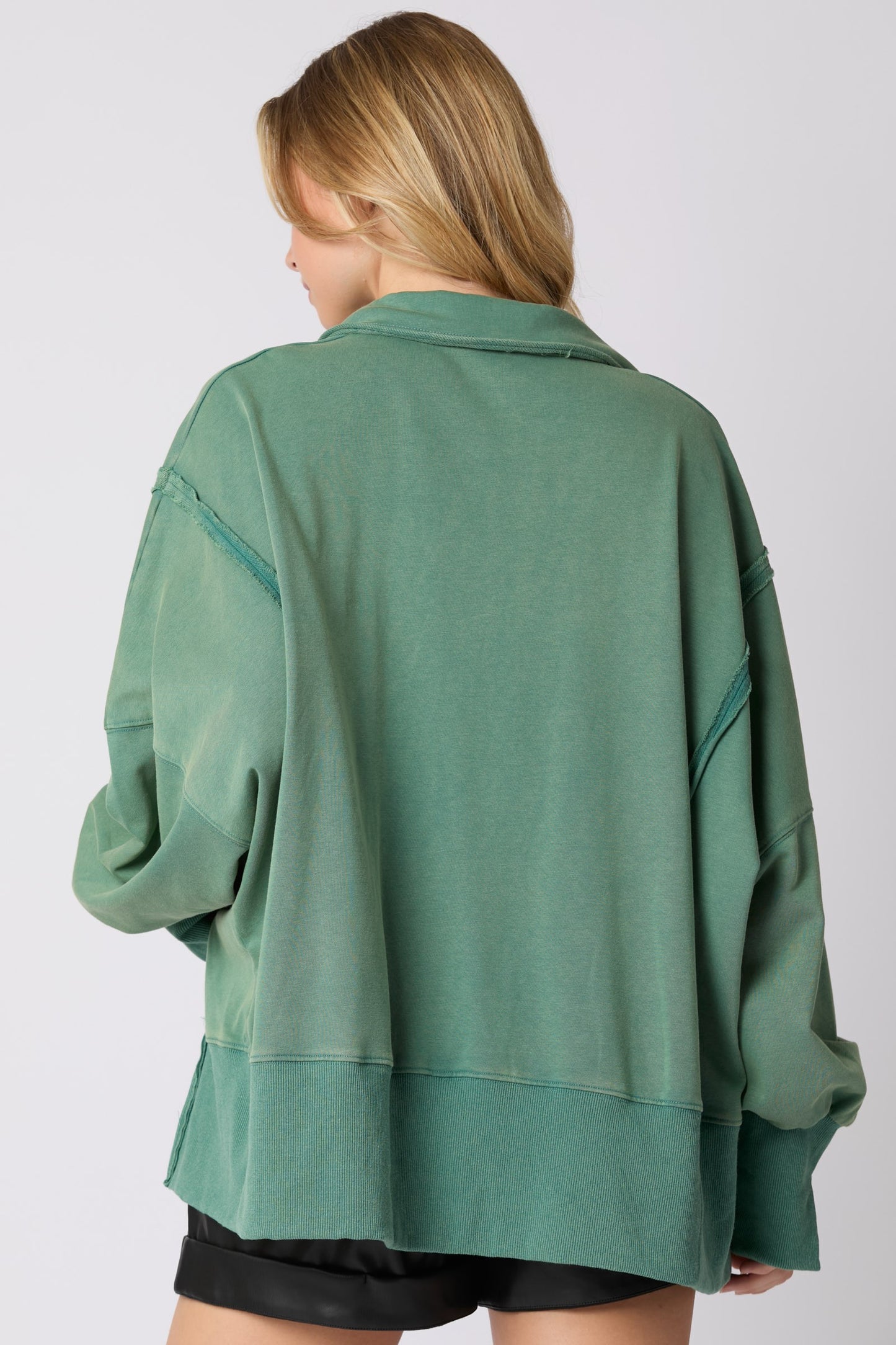 SAGE OVERSIZED SWEATSHIRT