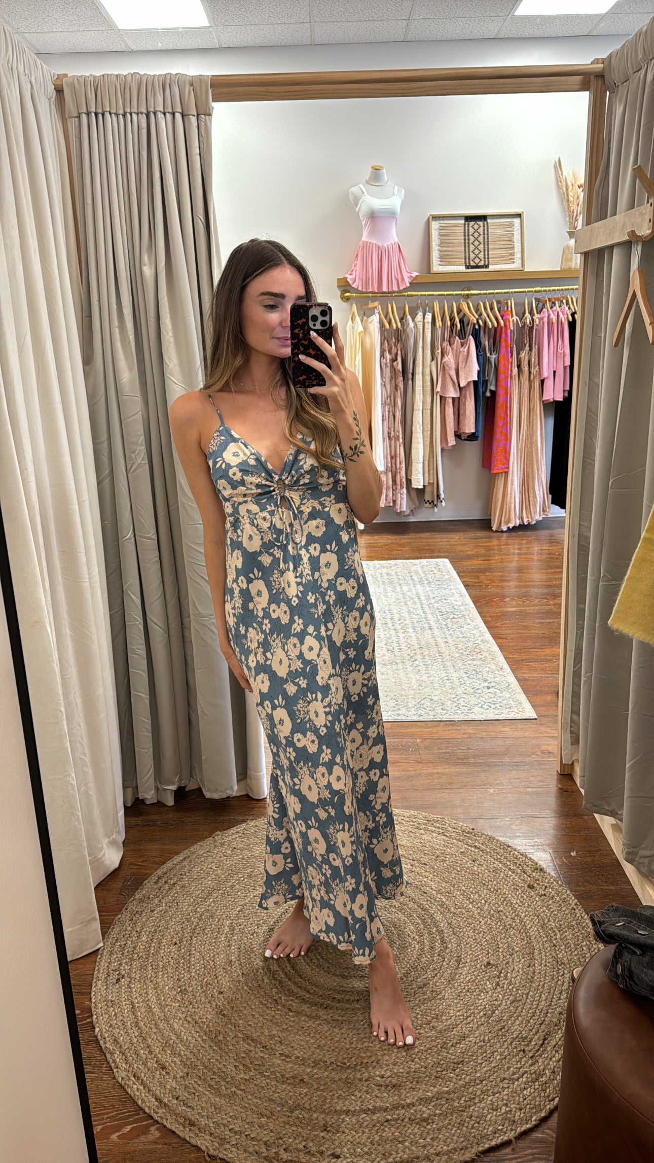 BROOKE FLORAL MAXI DRESS