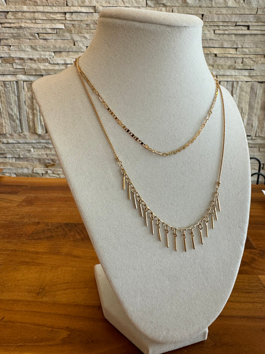 DANGLE GOLD LAYERED NECKLACE