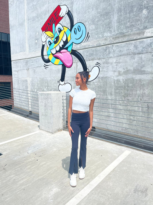 OVERDRIVE SPLIT FLARE LEGGING